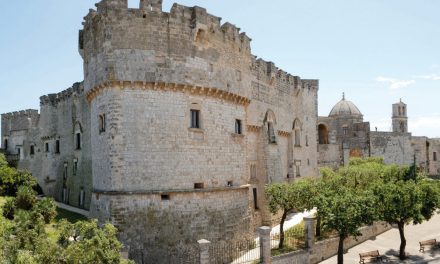 Leoci: “ Soddisfazione per la riapertura del Castello Dentice di Frasso e della biblioteca comunale di Carovigno”