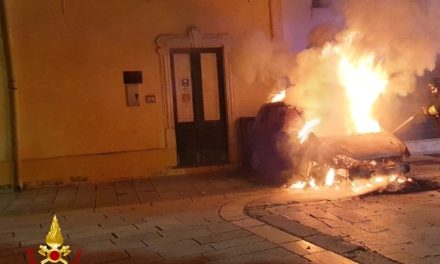 Cellino, auto in fiamme: indagini in corso