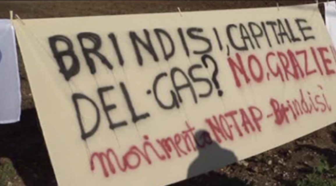 “Rigassificatore: un turismo di gas e carbone a Brindisi?”