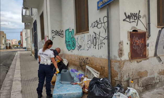 Brindisi, abbandono rifiuti: avviato un controllo serrato della città per risalire ai responsabili
