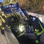 Terribile incidente stradale sulla SP172 di Fasano, auto cappotta fuori strada in un canale di scolo