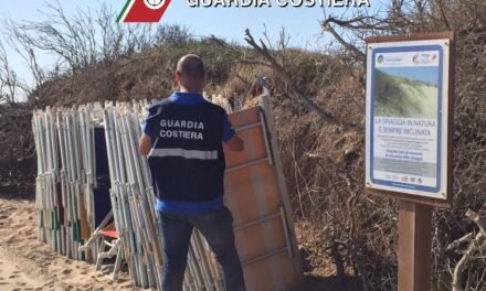Guardia Costiera, continua l’operazione “mare sicuro”: numerose le attrezzature balneari sequestrate