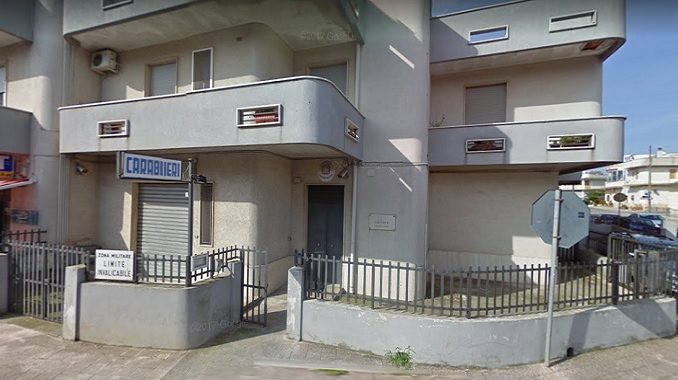 Uccide l’ex compagna a colpi di pistola poi si toglie la vita: la donna aveva 47 anni