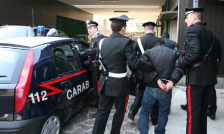 Tentato omicidio e porto di arma abusiva, i carabinieri arrestano a Fasano due presone di 22 e 26 anni