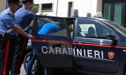 Sorpesi a rubare in una appartamento, i carabinieri arrestano tre giovani tra cui un minore a Cellino San Marco