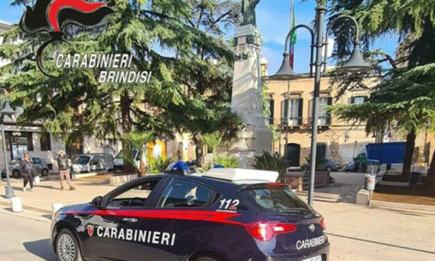 Spaccio di droga persino all’interno di una comunità per minori, i carabinieri arrestano dieci persone