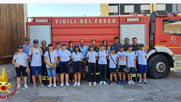 I minivigili di San Michele Salentino in visita nel Comando Provinciale VVF Brindisi