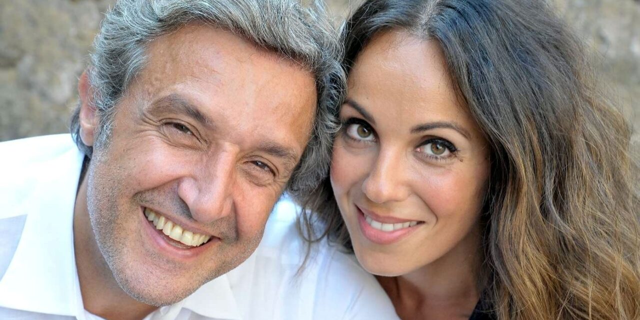 Flavio Insinna e Giulia Fiume al Verdi: omaggio a Nino Manfredi