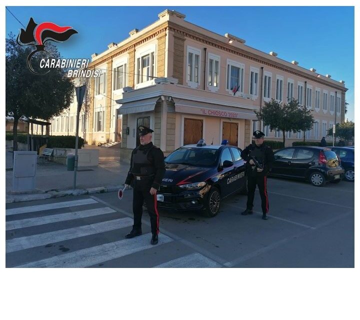 Tentato furto in un’abitazione, bloccato dai carabinieri durante la fuga: arrestato 22enne