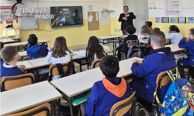 Fasano, i Carabinieri incontrano gli studenti del primo circolo didattico “Collodi”